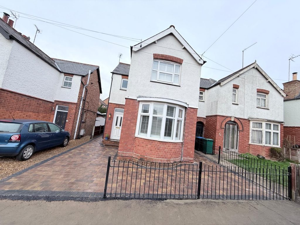 Driveway in Market Borough Leicestershire